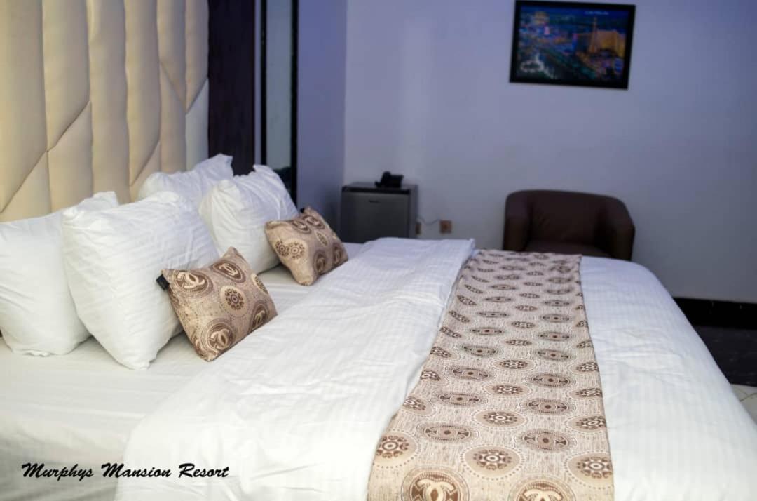 Murphy'S Mansion Resort Umuahia Extérieur photo